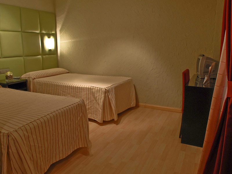 Hotel Presidente à Grenade Chambre photo
